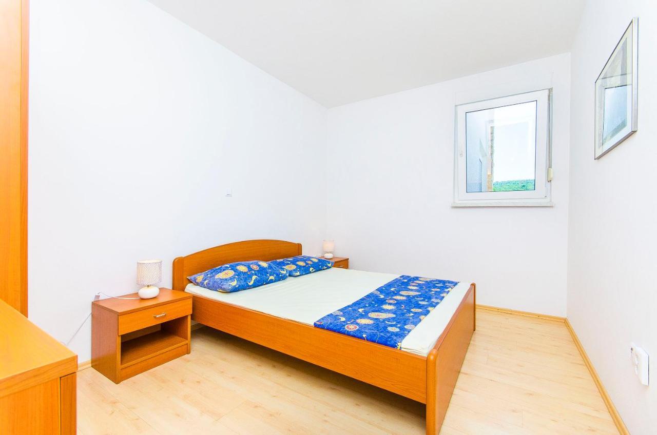 Apartments Kazimir Necujam Exterior photo